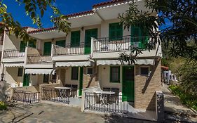 Stathopoulos Apartments